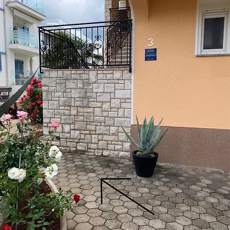 Apartments Kivi Novigrad  Ngoại thất bức ảnh