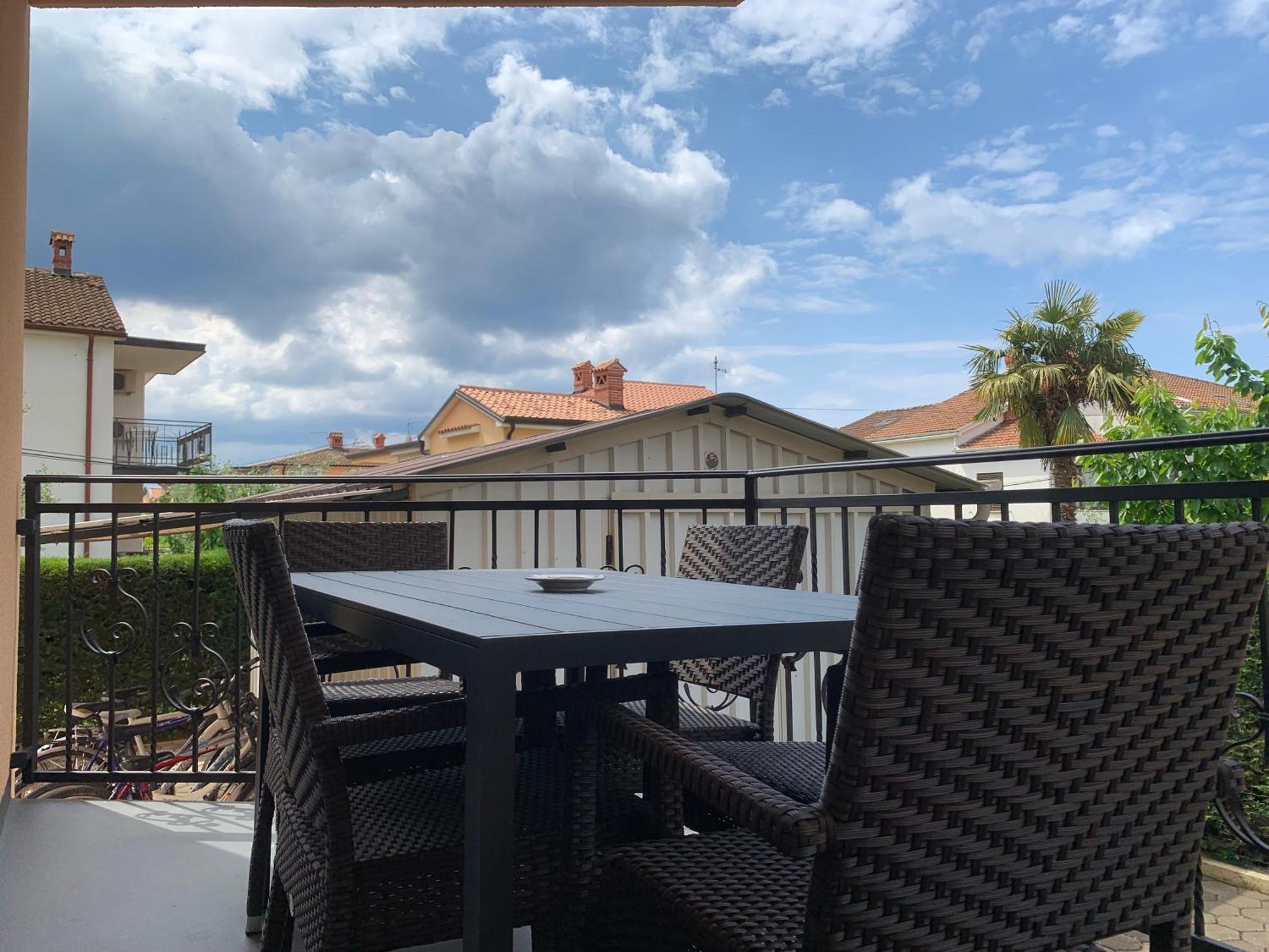 Apartments Kivi Novigrad  Ngoại thất bức ảnh